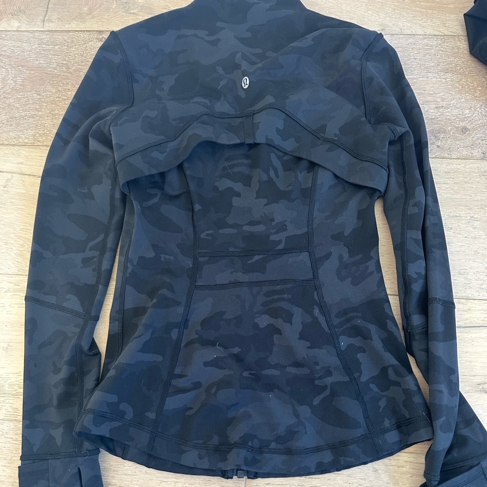 Lululemon Zip Front Define Jacket - image 4